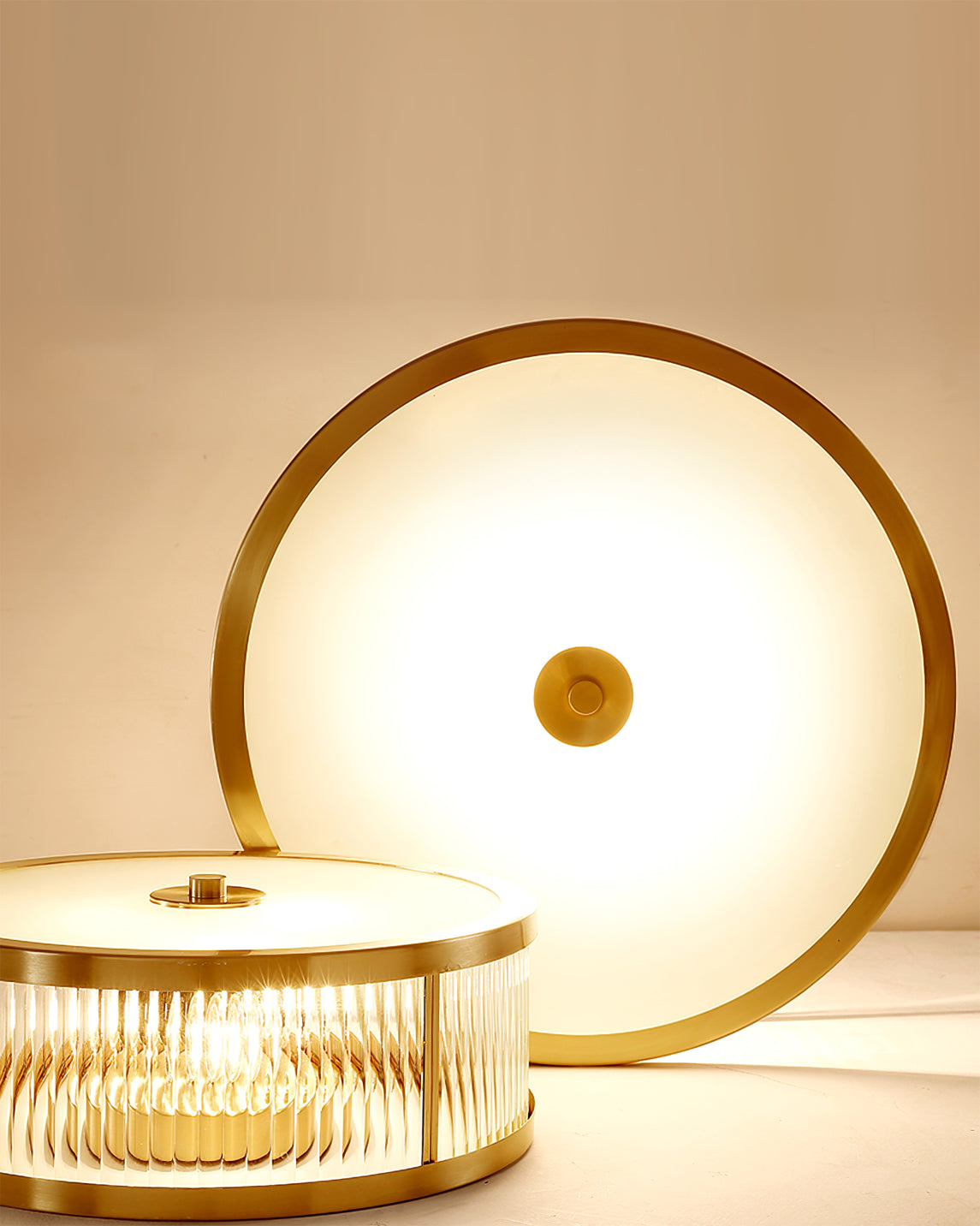Lampe de Plafond Vintage en Laiton - Éclairage Chaleureux et Raffiné