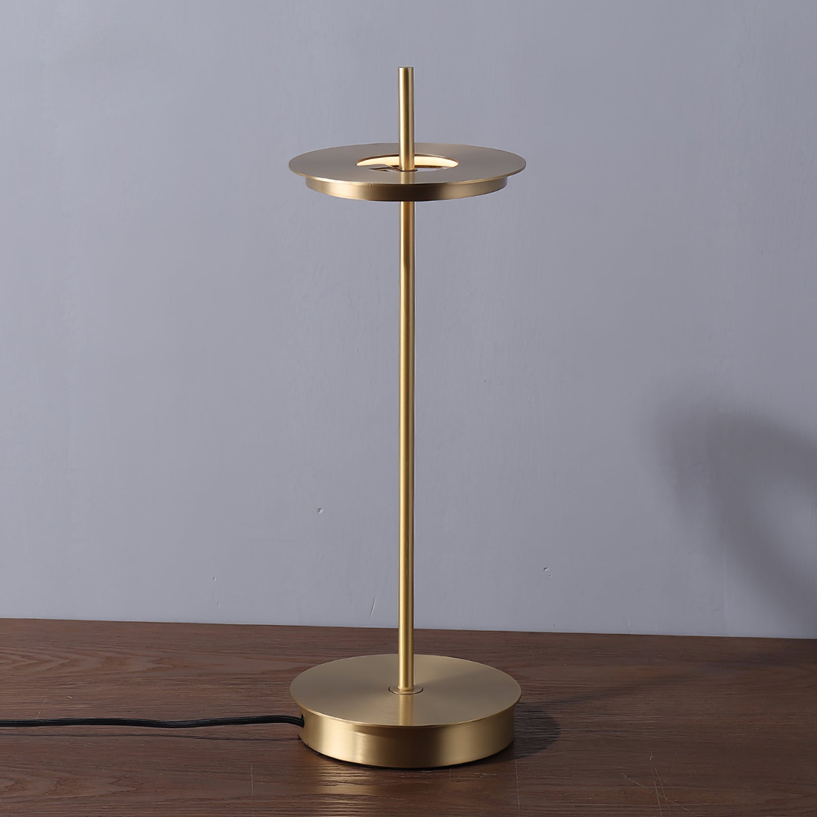 Lampe de Table Contemporaine - Charme Italien et Lumière Chaleureuse