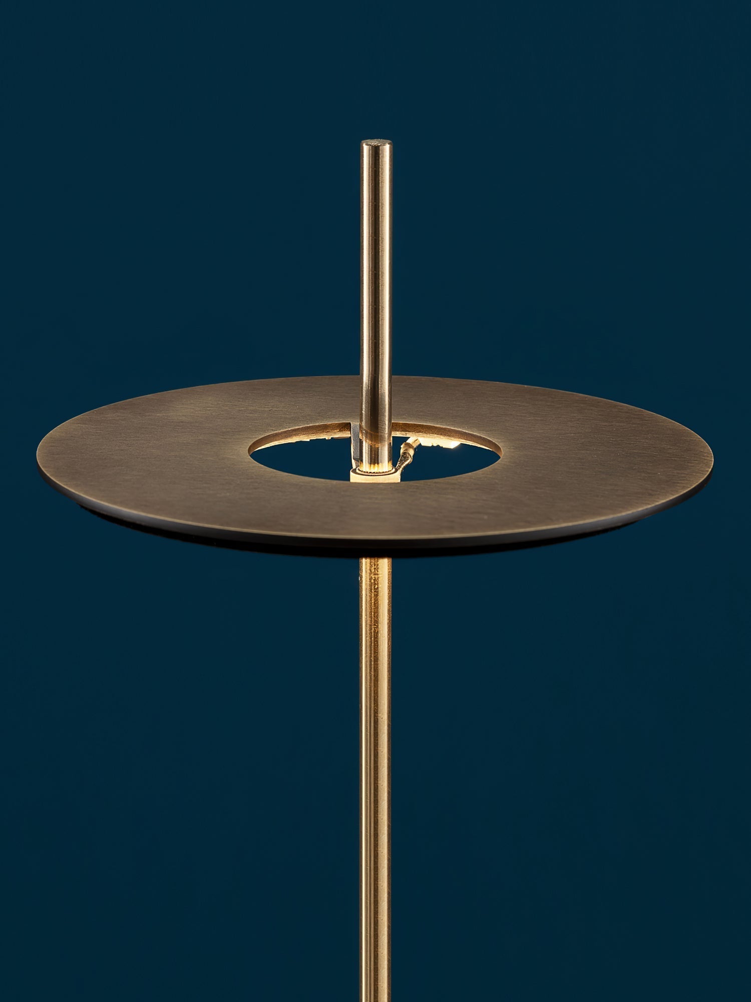 Lampe de Table Contemporaine - Charme Italien et Lumière Chaleureuse