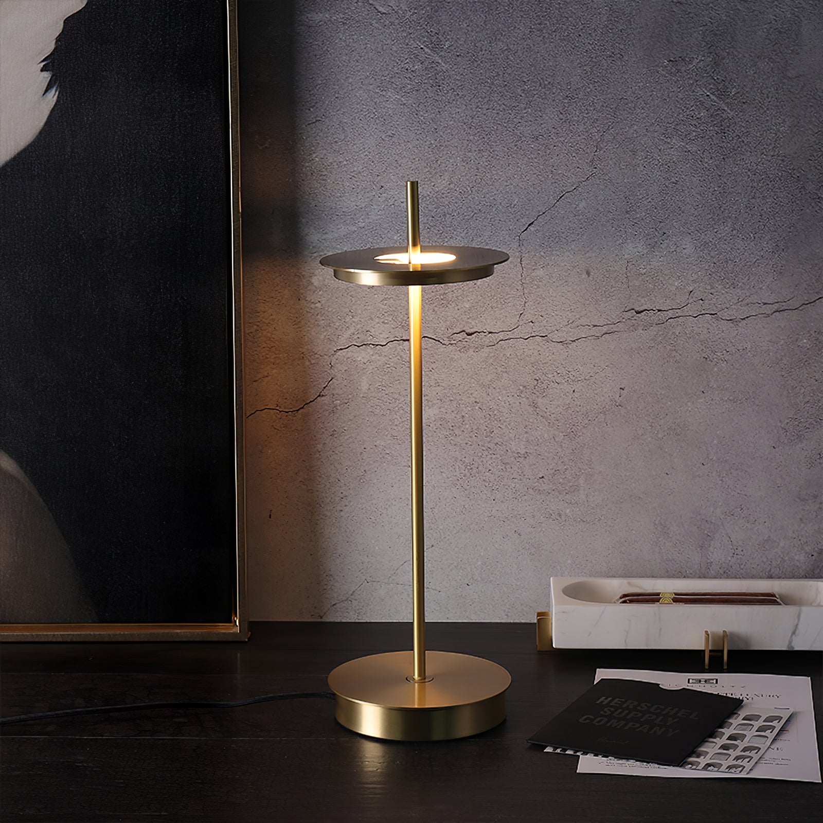 Lampe de Table Contemporaine - Charme Italien et Lumière Chaleureuse