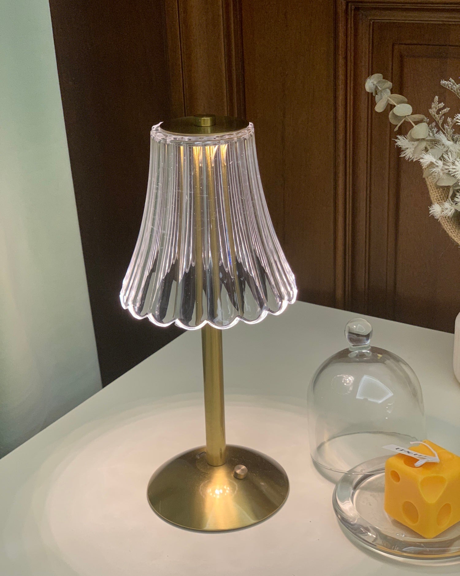 Lampe de Table Portable Élégante - Design Raffiné et Éclairage LED
