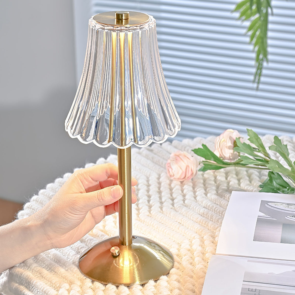 Lampe de Table Portable Élégante - Design Raffiné et Éclairage LED