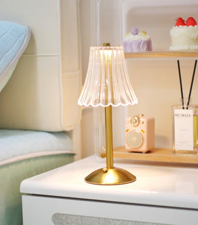 Lampe de Table Portable Élégante - Design Raffiné et Éclairage LED