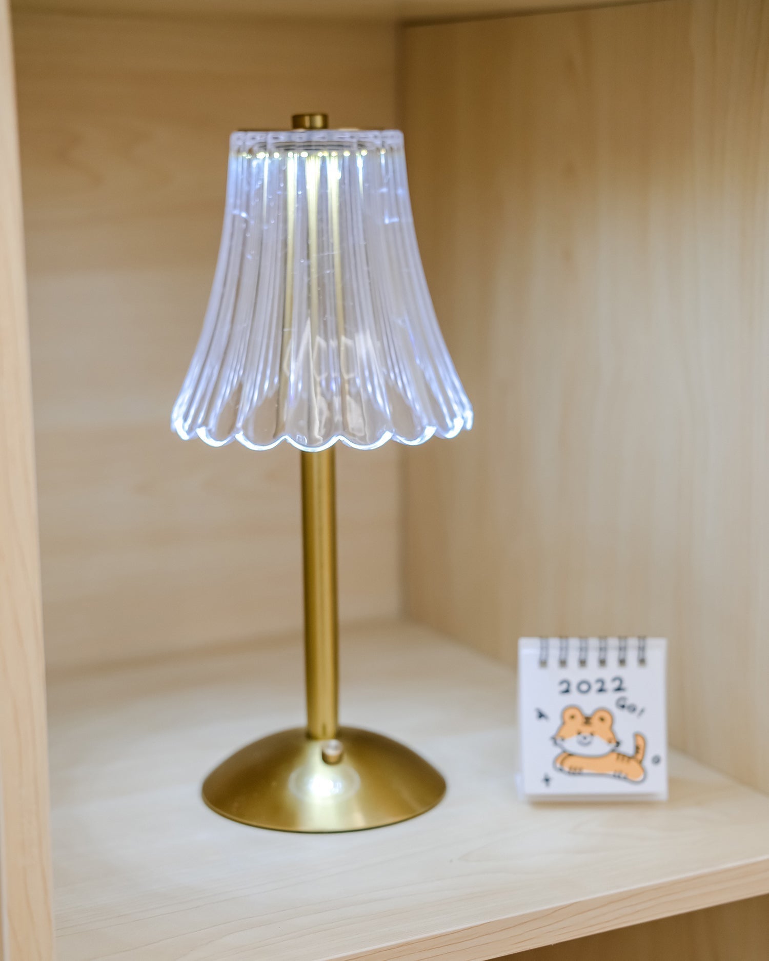 Lampe de Table Portable Élégante - Design Raffiné et Éclairage LED
