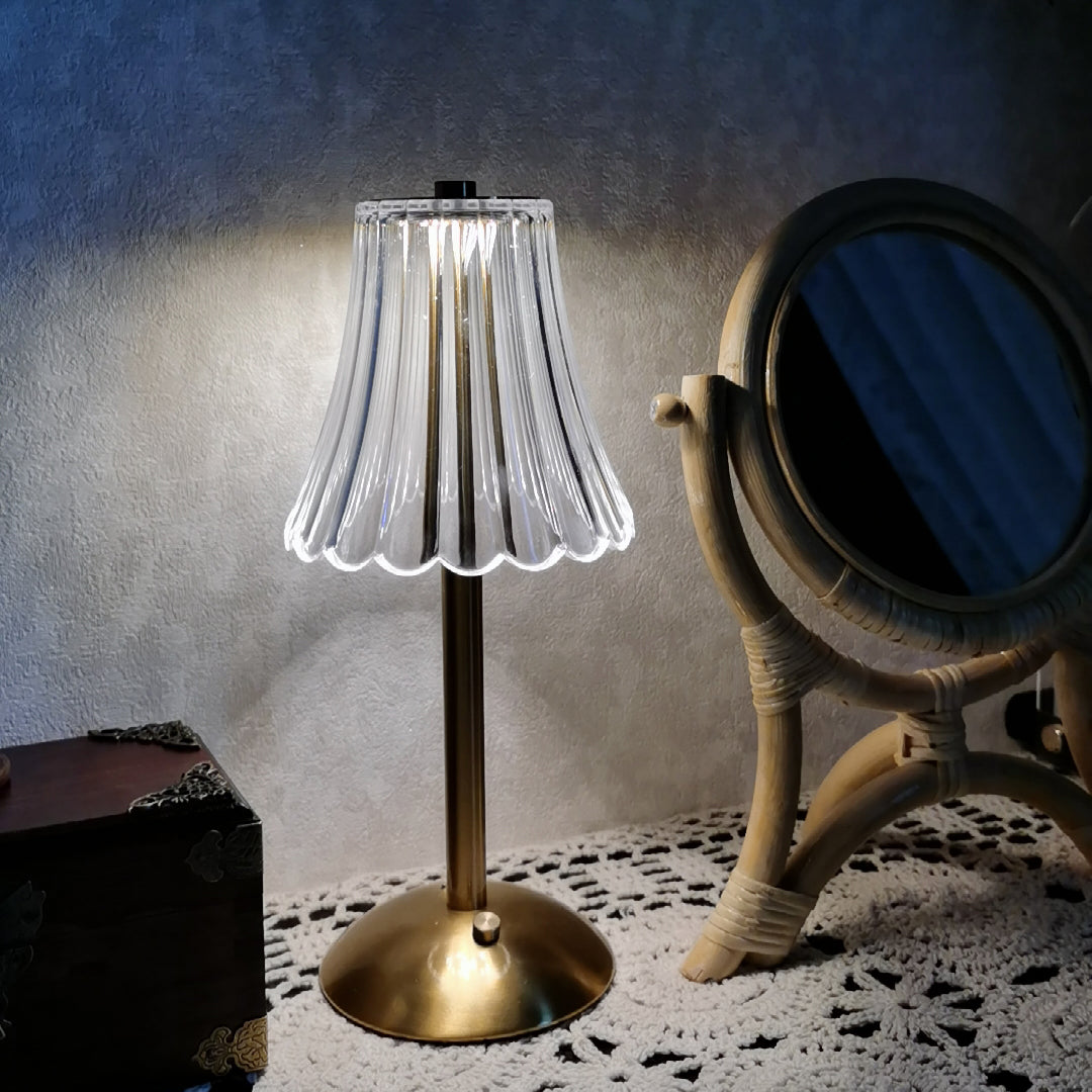 Lampe de Table Portable Élégante - Design Raffiné et Éclairage LED