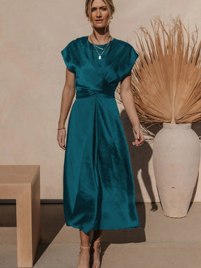 Robe Midi Élégante pour Soirées - Tissu Satiné et Coupe Flatteuse