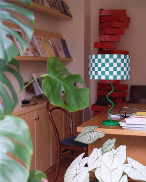 Lampe de Table en Damier Vert - Élégance Rétro et Lumière Chaleureuse