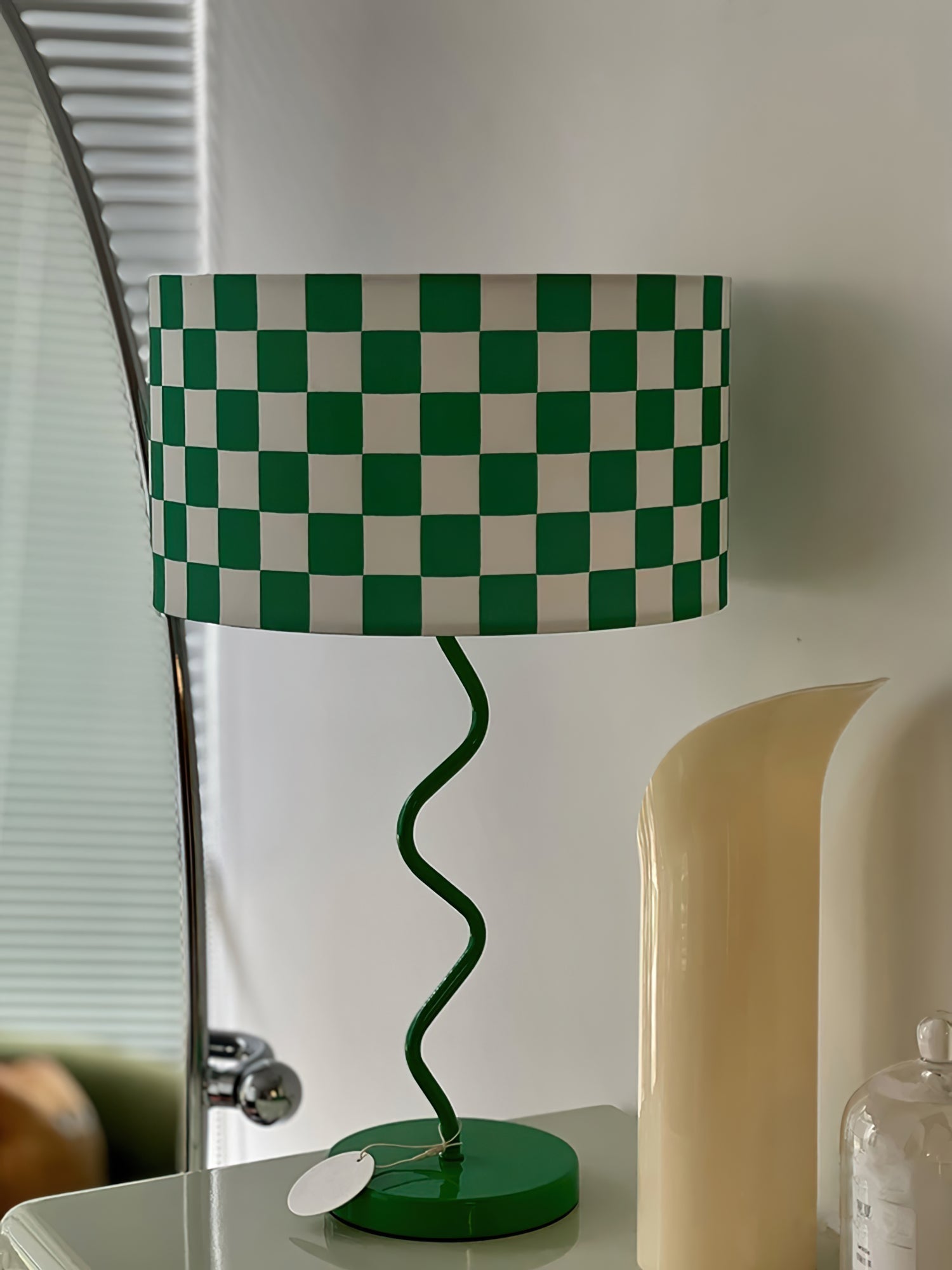 Lampe de Table en Damier Vert - Élégance Rétro et Lumière Chaleureuse