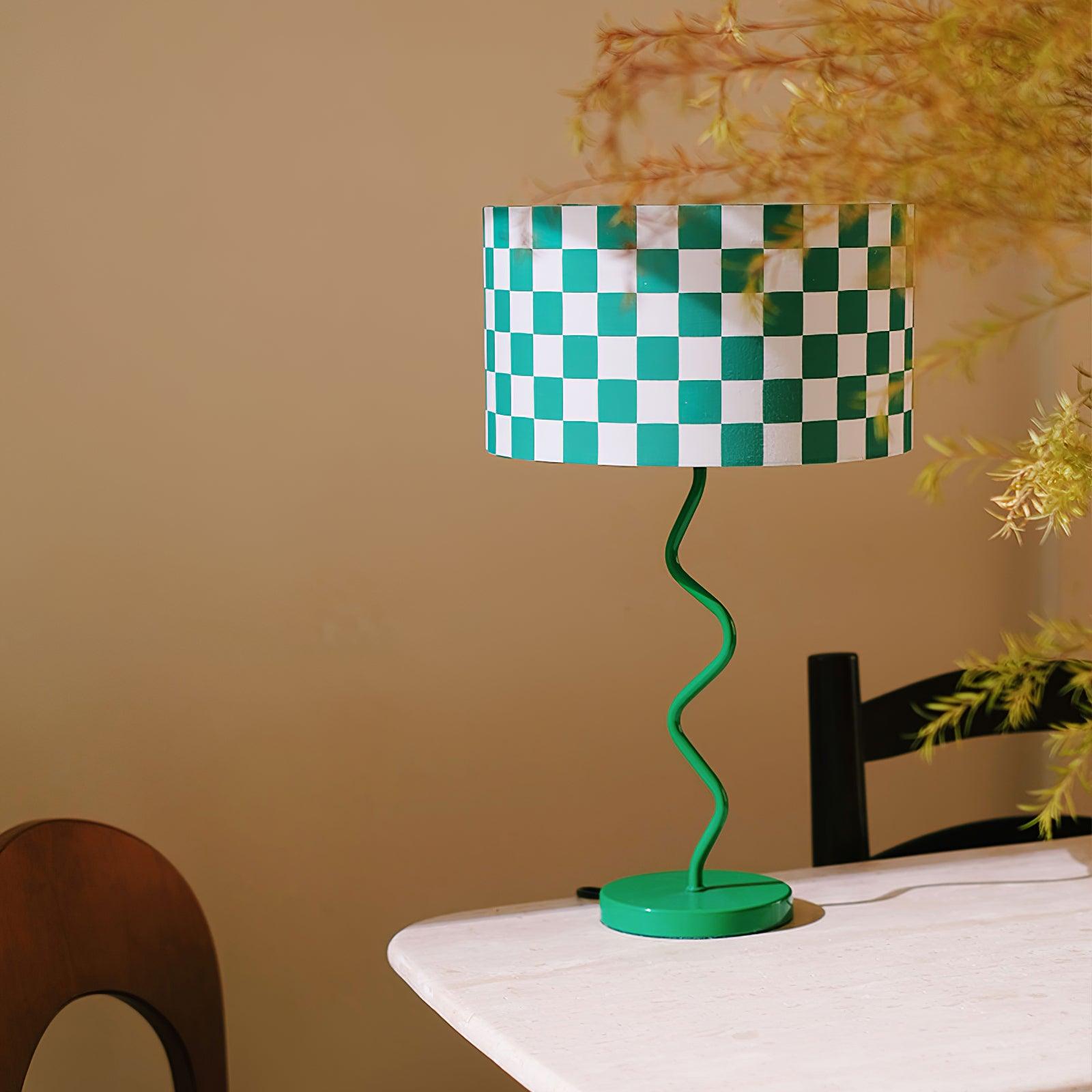 Lampe de Table en Damier Vert - Élégance Rétro et Lumière Chaleureuse