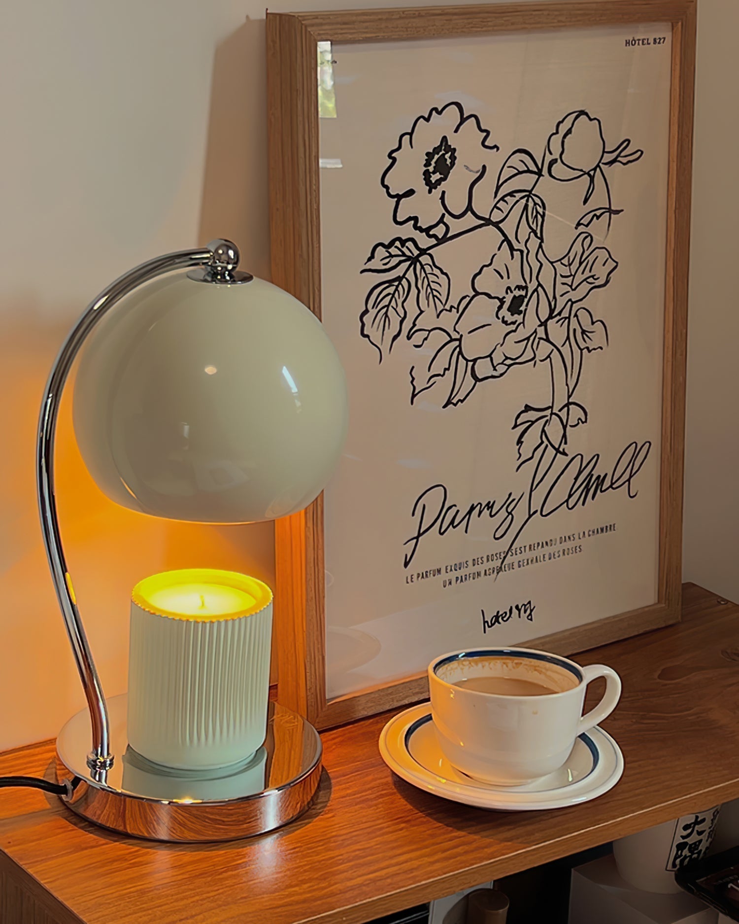 Lampe de Table Élégante - Lumière Chaude pour Ambiance Cosy