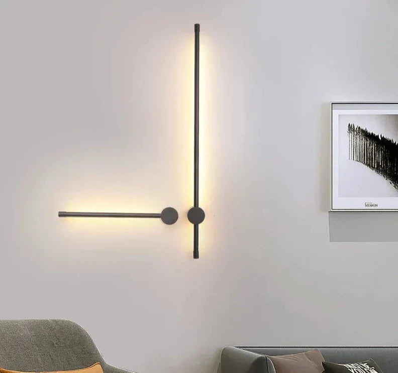 Applique Murale Minimaliste avec Prise - Éclairage Élégant et Fonctionnel