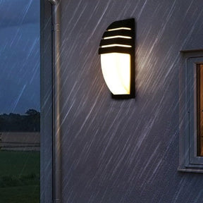 Applique Murale Solaire avec Détecteur de Mouvement - Résistante aux Intempéries et Énergétiquement Efficace