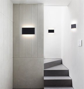 Applique Murale Étanche LED - Design Résistant aux Intempéries et Écoénergétique
