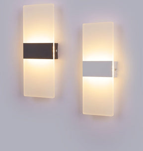 Applique Murale Contemporaine - Éclairage Polyvalent et Durable