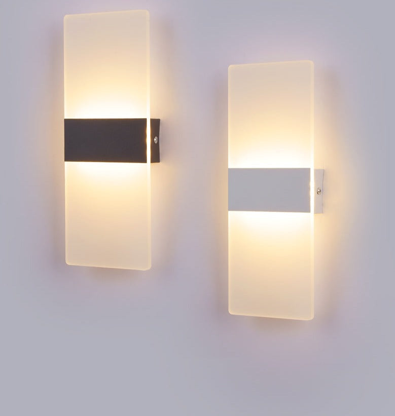 Applique Murale Contemporaine - Éclairage Polyvalent et Durable