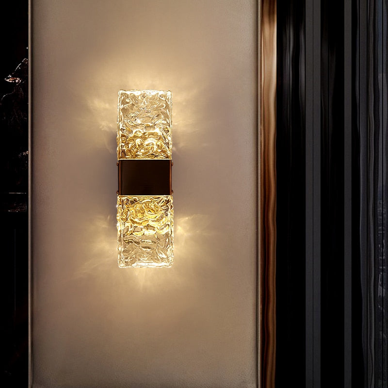 Applique Murale Minimaliste en Cristal - Luxe et Éclairage Ajustable pour Intérieur