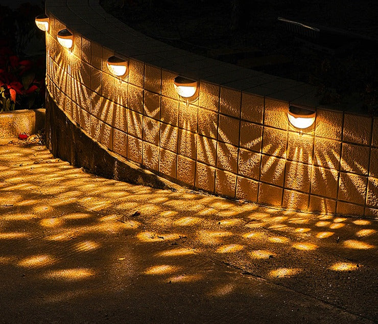 Lampe Solaire Murale Énergétique - Éclairage Durable et Résistant aux Intempéries
