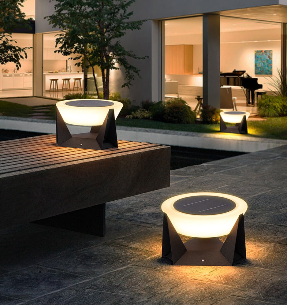 Lampe Solaire LED Étanche - Éclairage Énergétique et Durable pour Extérieur