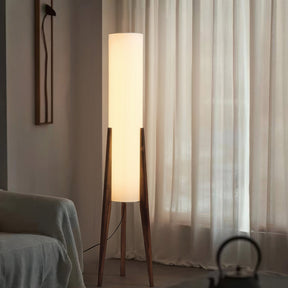 Lampe de Sol en Noyer Massif - Élégance et Ambiance Cosy