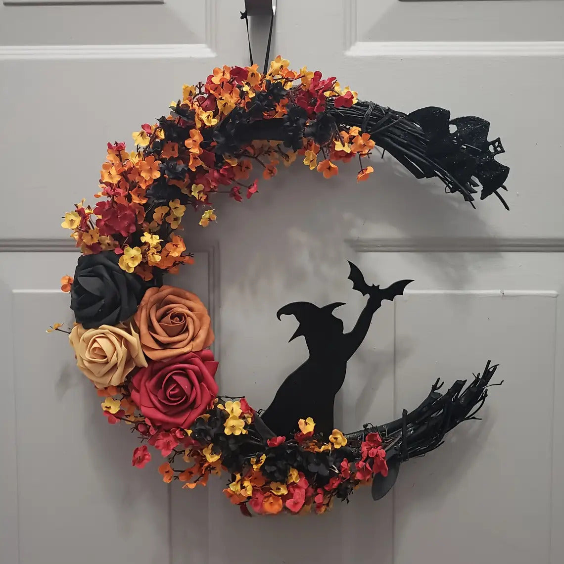 Couronne de Sorcière Halloween - Décoration Florale en Lune Croissante