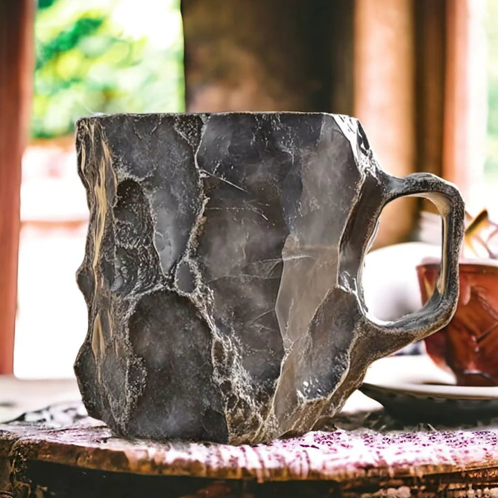 Mug en Cristal Minéral Isolé - Design Unique et Pratique au Quotidien