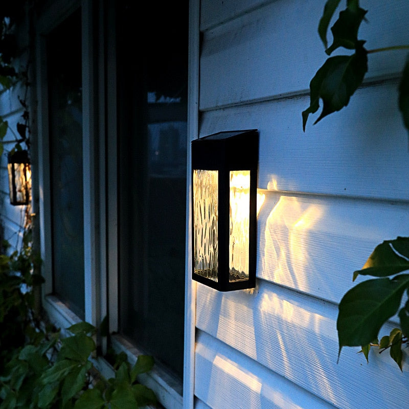 Applique Murale Solaire Extérieure - Éclairage Durable et Résistant aux Intempéries