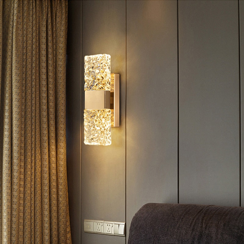 Applique Murale Minimaliste en Cristal - Luxe et Éclairage Ajustable pour Intérieur