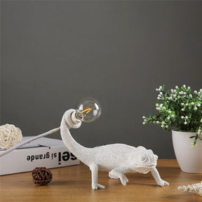 Lampe de Table en Résine Lézard - Design Unique et Éclairage Doux