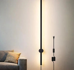 Applique Murale Minimaliste avec Prise - Éclairage Élégant et Fonctionnel
