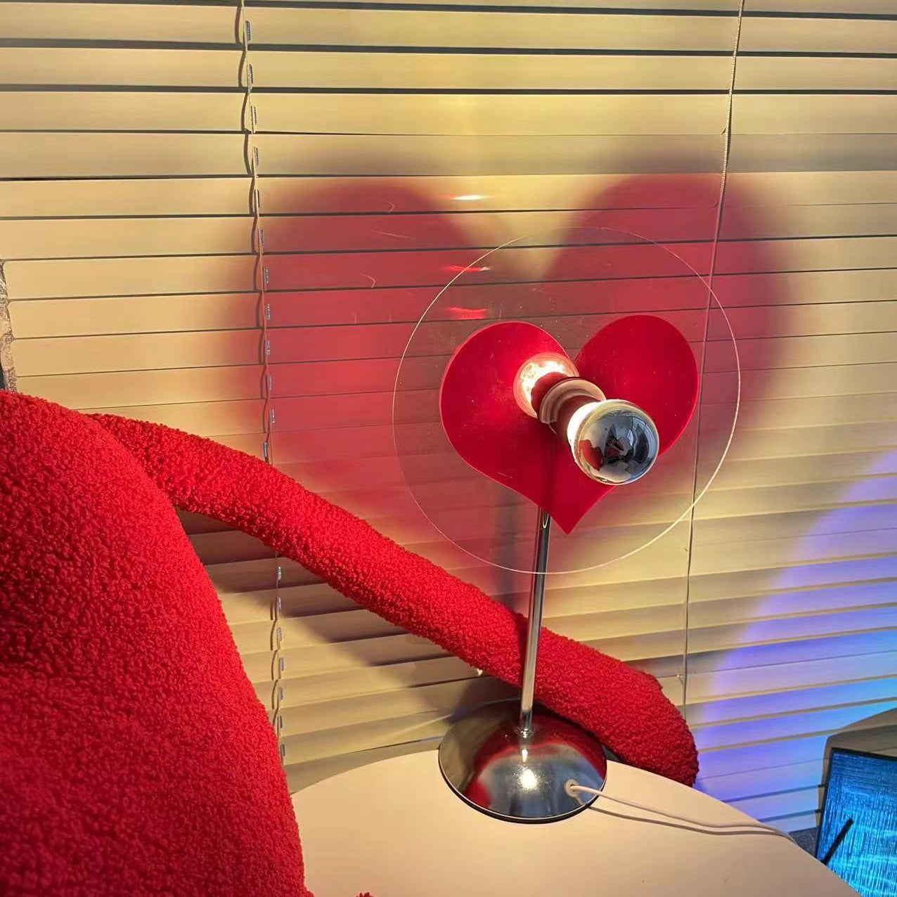 Lampe de Table LED Rechargeable - Éclairage Élégant et Romantique