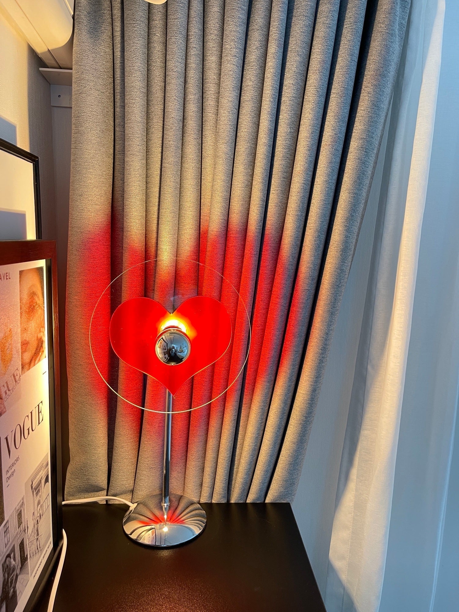 Lampe de Table LED Rechargeable - Éclairage Élégant et Romantique