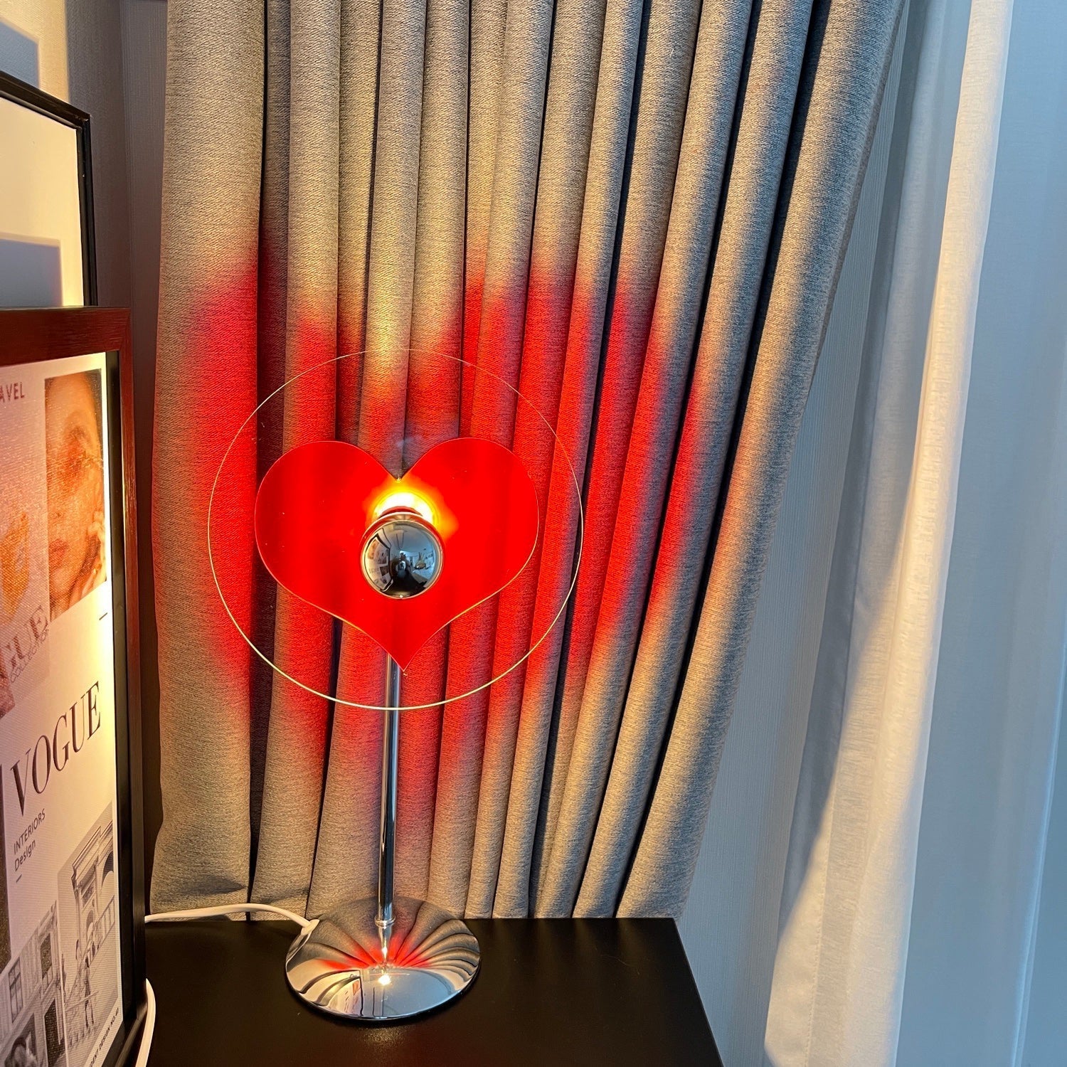 Lampe de Table LED Rechargeable - Éclairage Élégant et Romantique