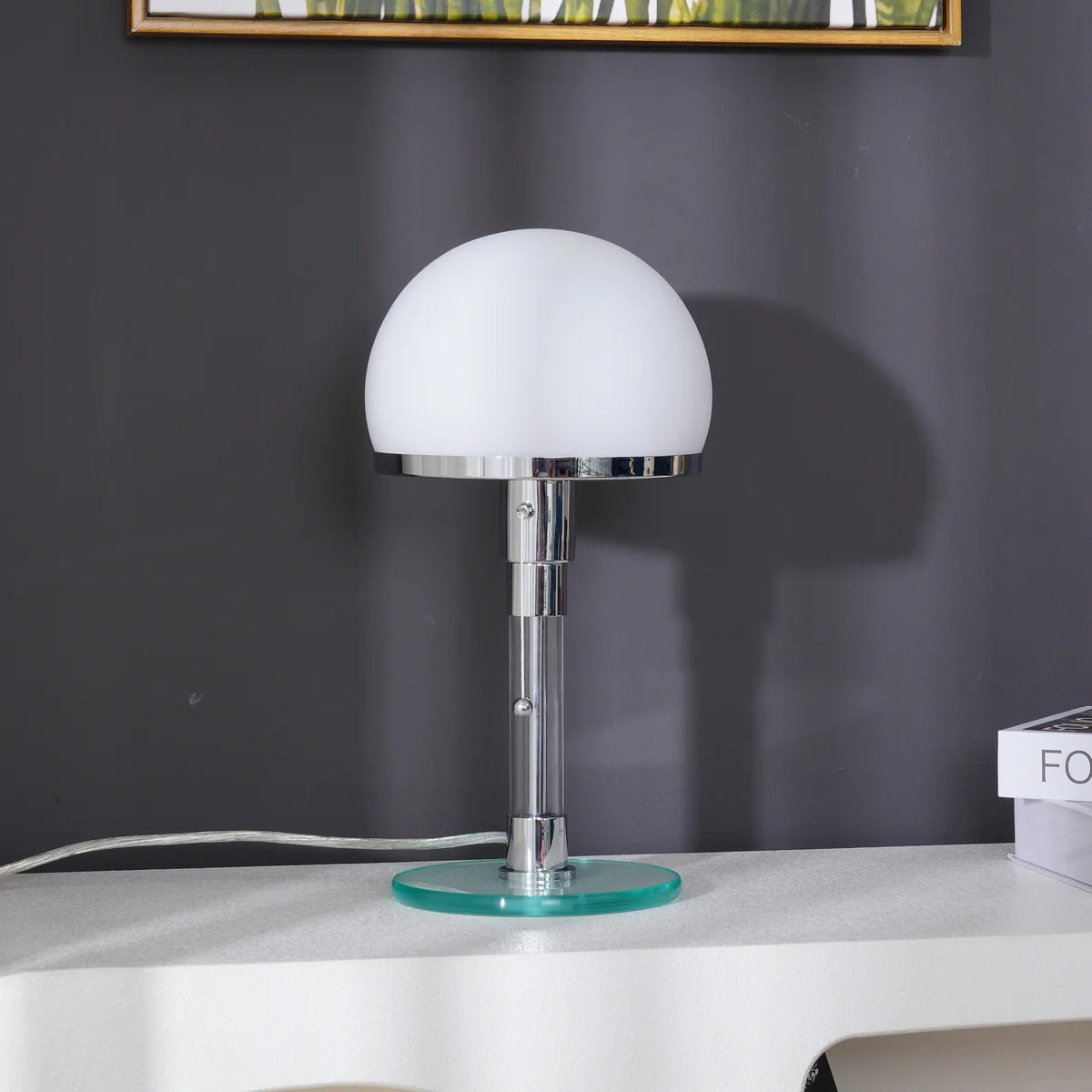 Lampe de Table Chrome Élégante - Design Hémisphérique et Surface Réfléchissante