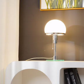Lampe de Table Chrome Élégante - Design Hémisphérique et Surface Réfléchissante
