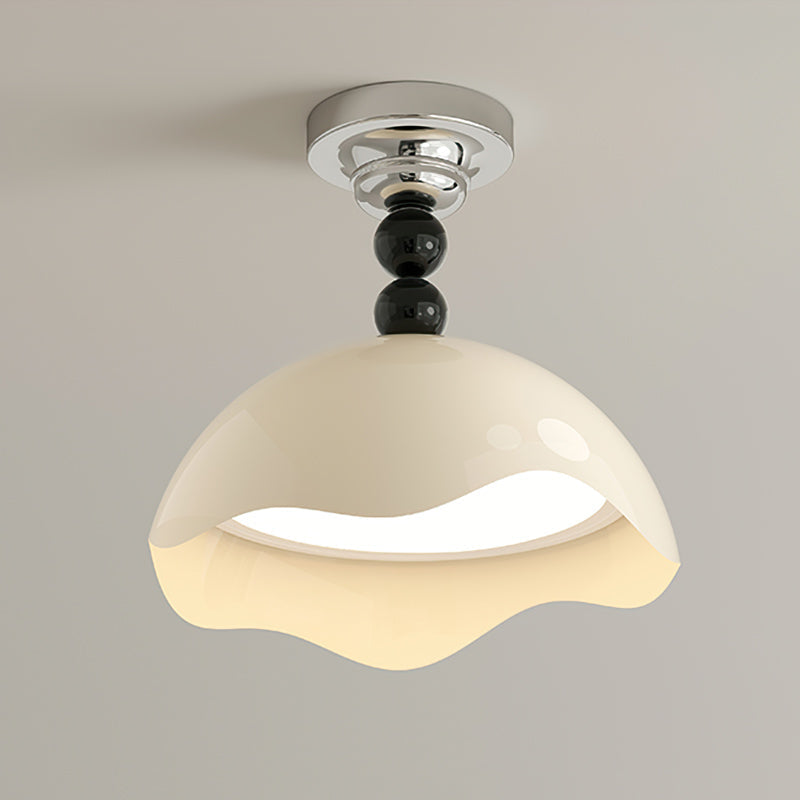 Plafonnier Moderne en Métal - Éclairage Élégant et Atmosphère Chaleureuse