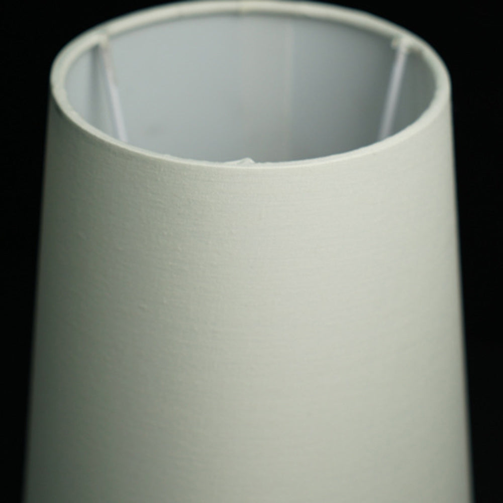Lampe de Table LED Contemporaine - Éclairage Écologique et Élégant