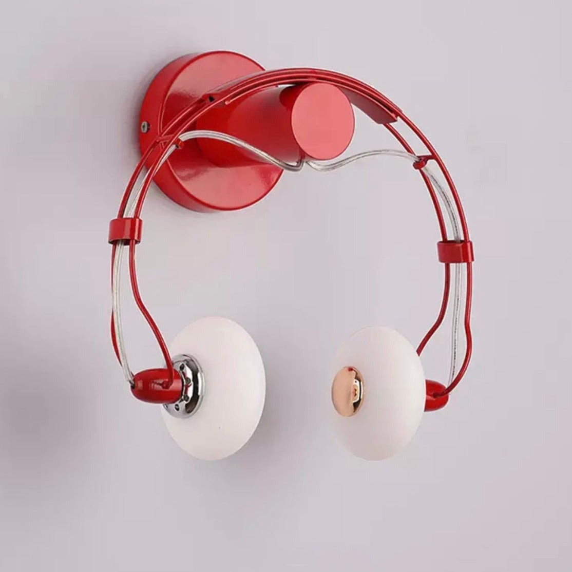 Lampe Murale LED Casque - Ambiance Musicale et Design Unique