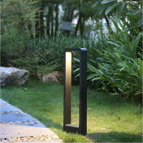 Lampadaire Aluminium Contemporain - Éclairage Élégant et Durable