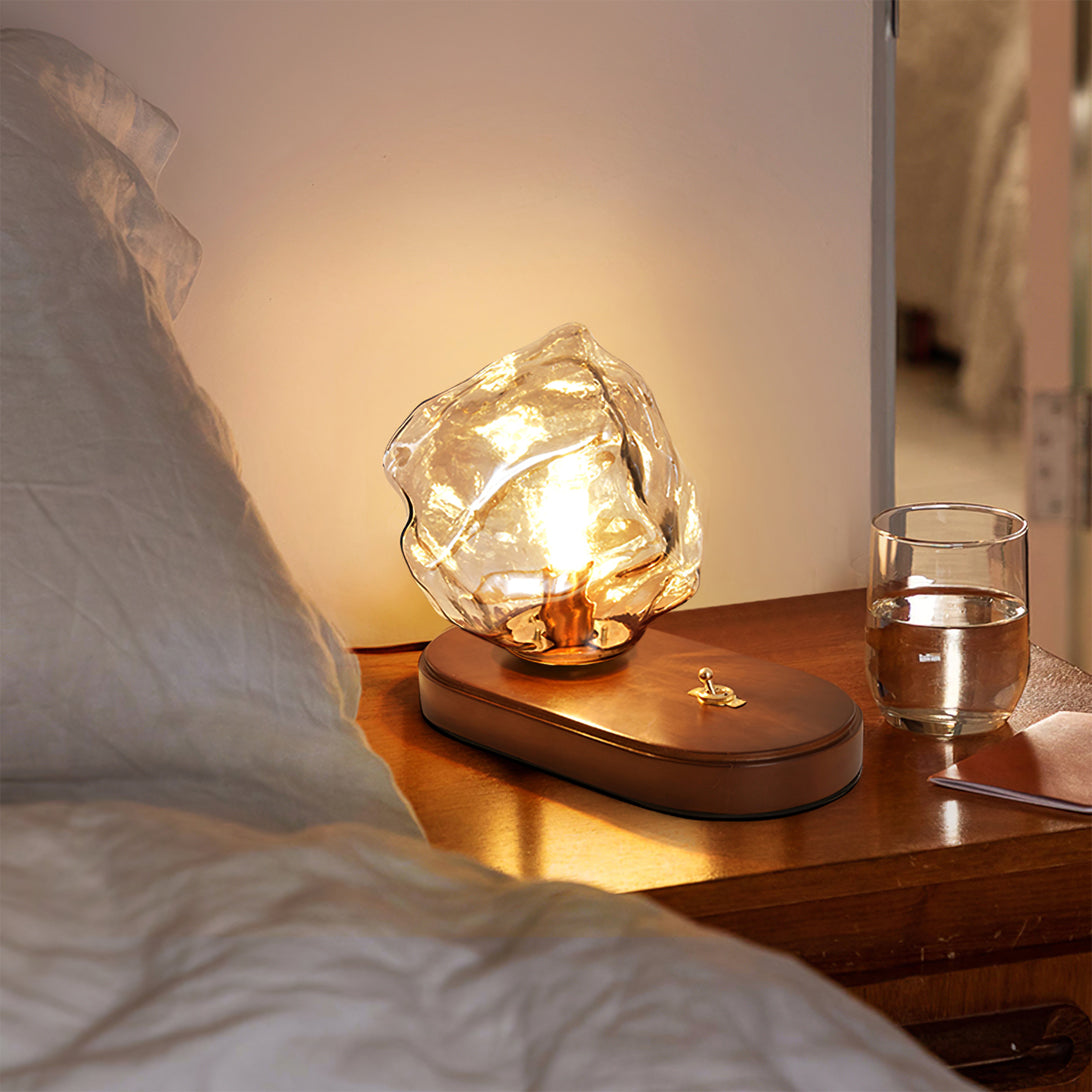 Lampe de Table en Verre Ambre - Design Vintage et Éclairage Chaleureux
