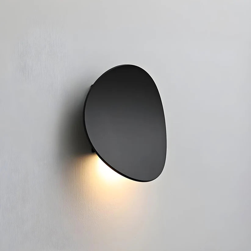 Applique Murale Métallique Minimaliste - Élégance Moderne en Aluminium