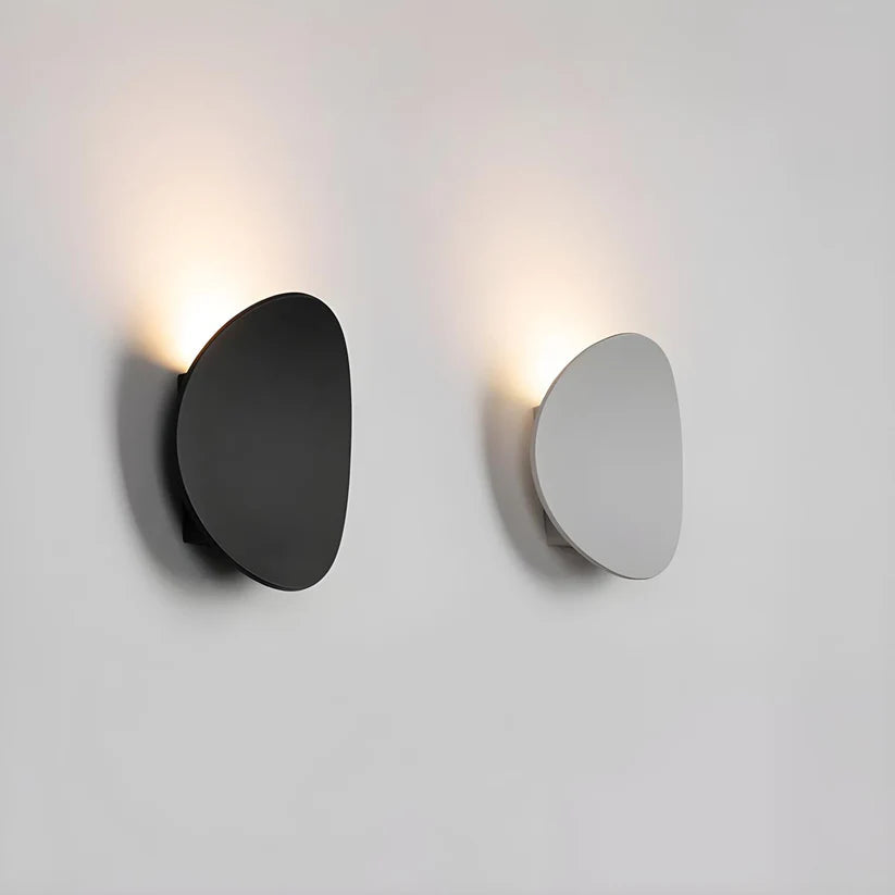 Applique Murale Métallique Minimaliste - Élégance Moderne en Aluminium