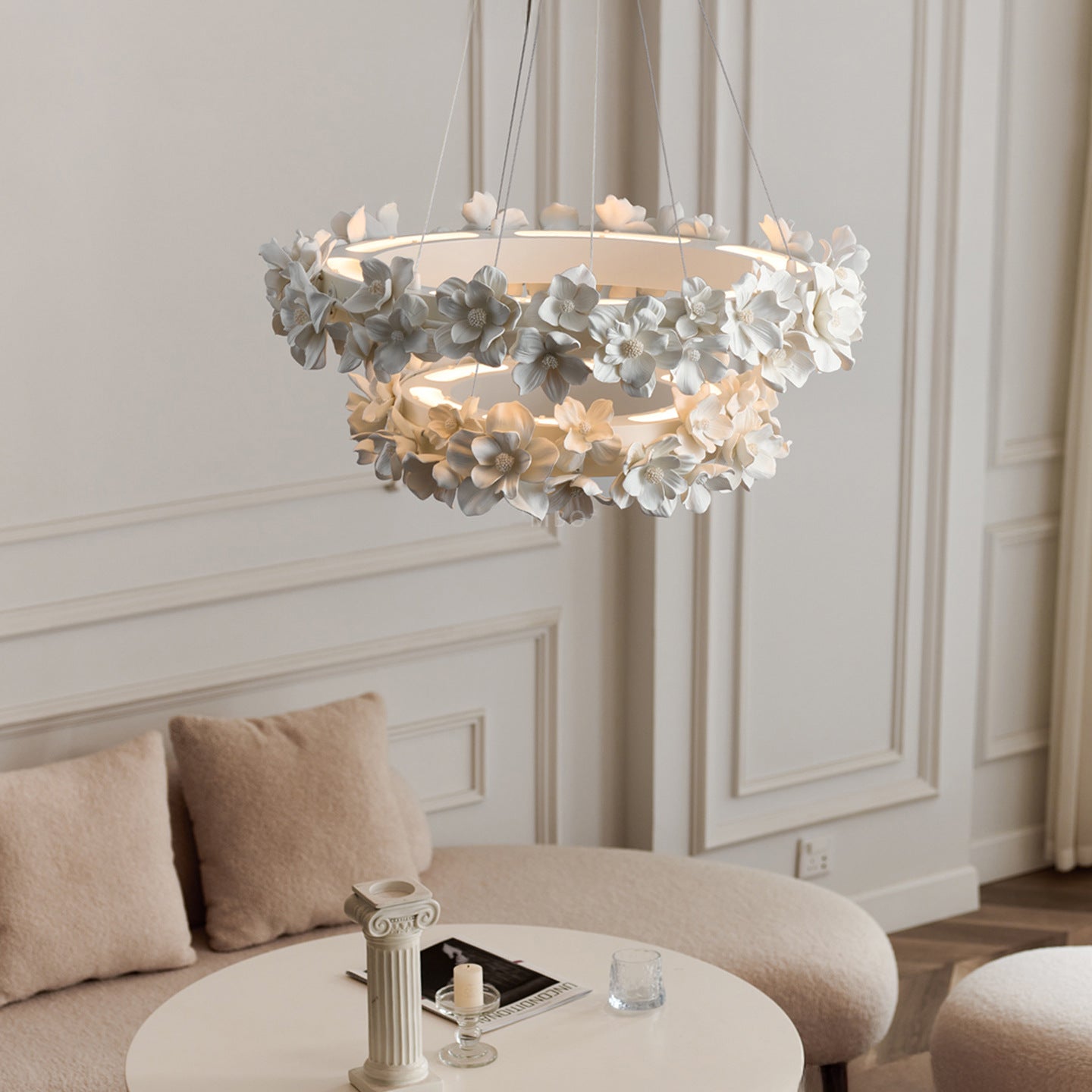 Lustre en Fleurs de Céramique - Élégance Romantique et Chaleureuse