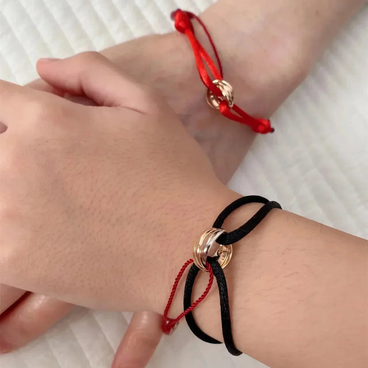 Bracelets en Cordon Tressé - Style Sophistiqué et Ajustement Personnalisé