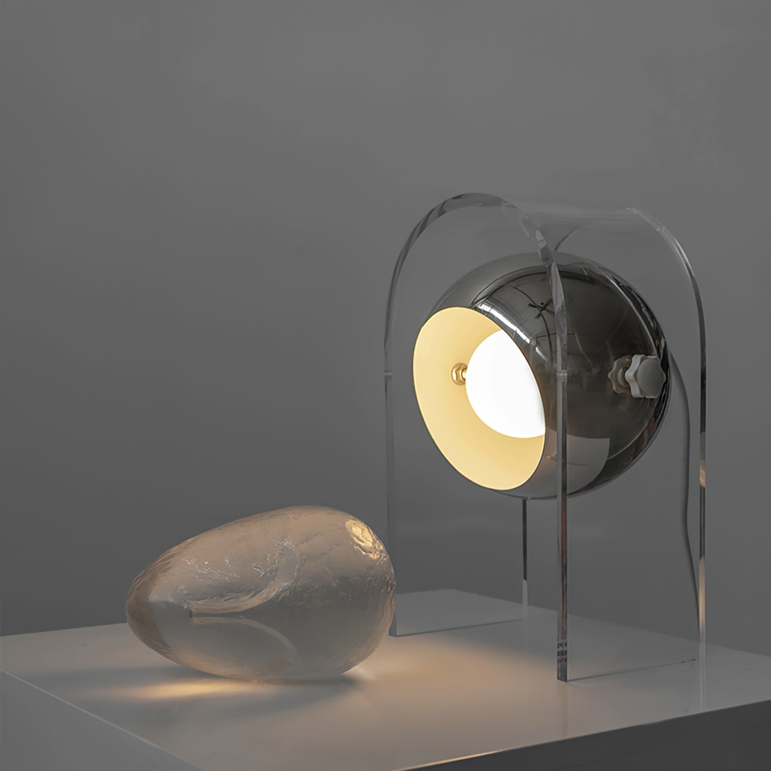 Lampe de Table Tactile Élégante - Ajustement Automatique et Design Raffiné