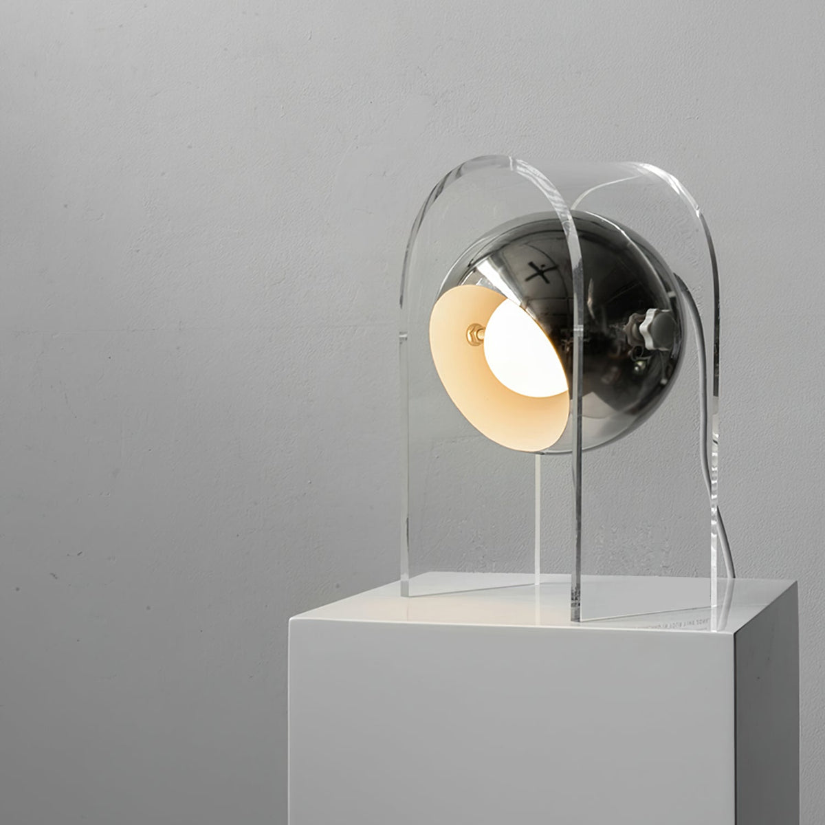 Lampe de Table Tactile Élégante - Ajustement Automatique et Design Raffiné