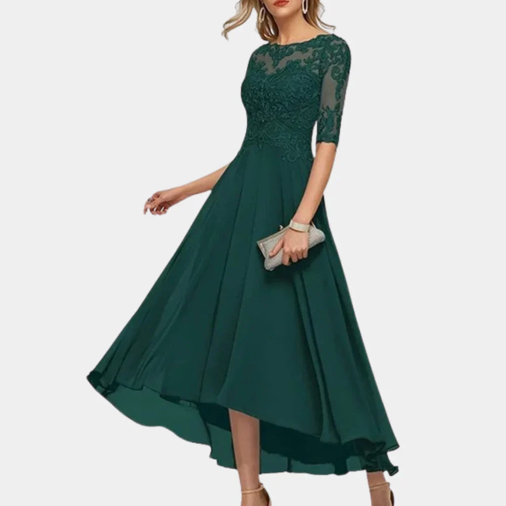 Robe Maxi Élégante en Chiffon - Silhouette A-Ligne et Détails Raffinés