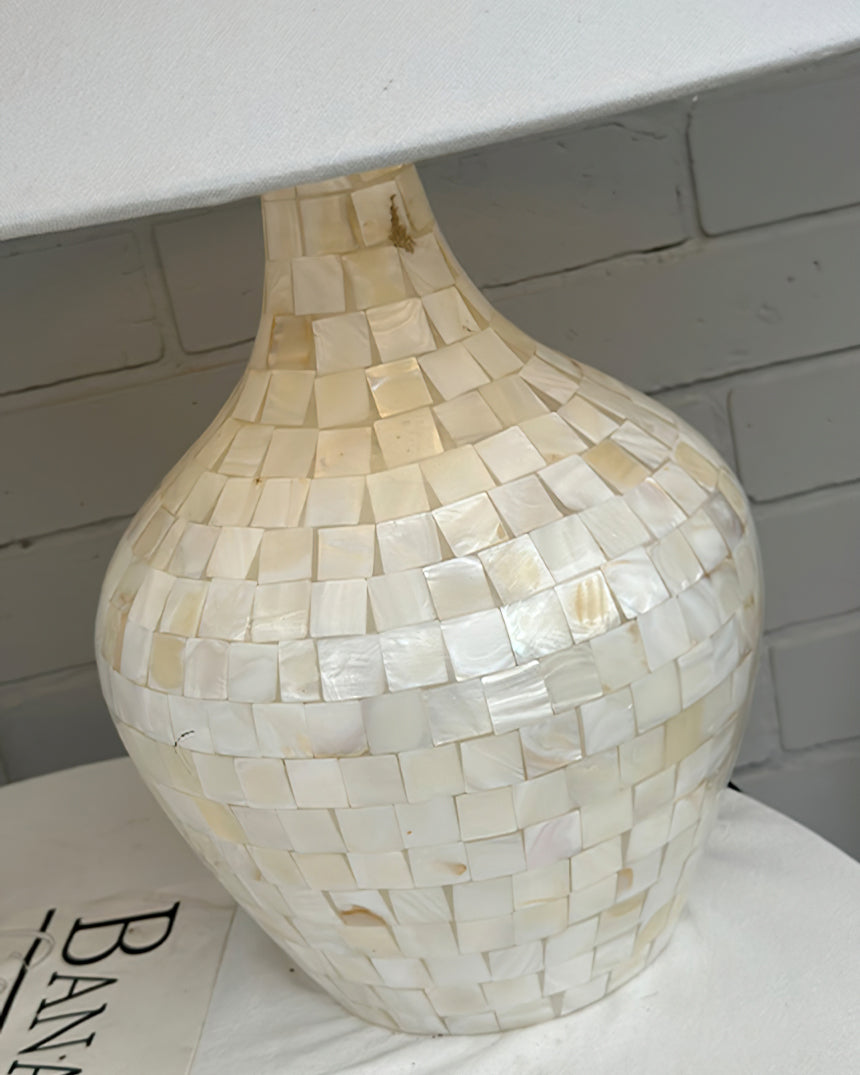 Lampe de Table en Coquillages - Design Élégant et Ambiance Apaisante