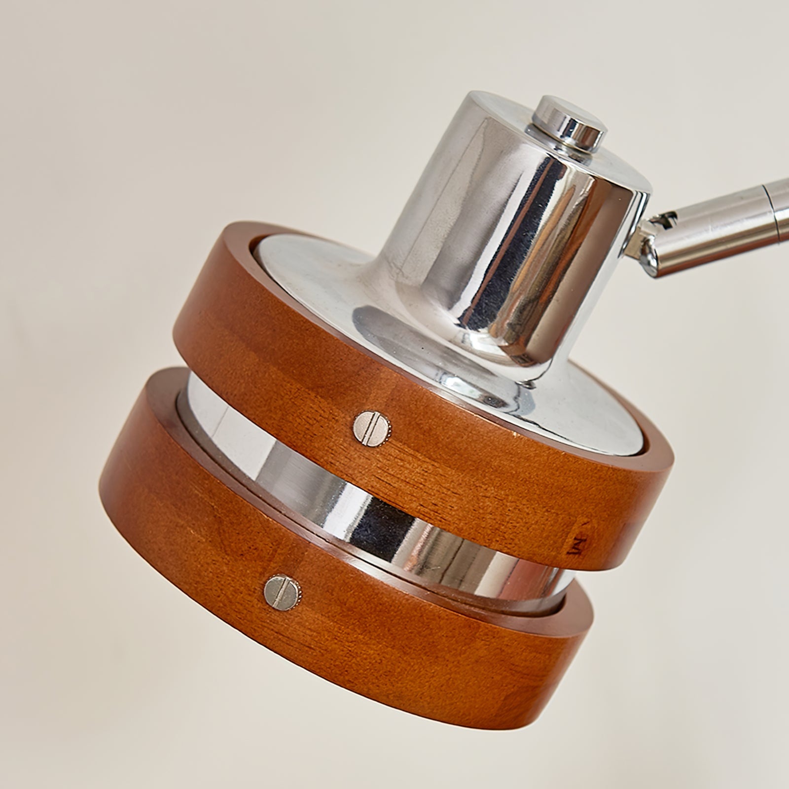 Lampe de Bureau Élégante en Bois - Design Moderne et Tête Rotative
