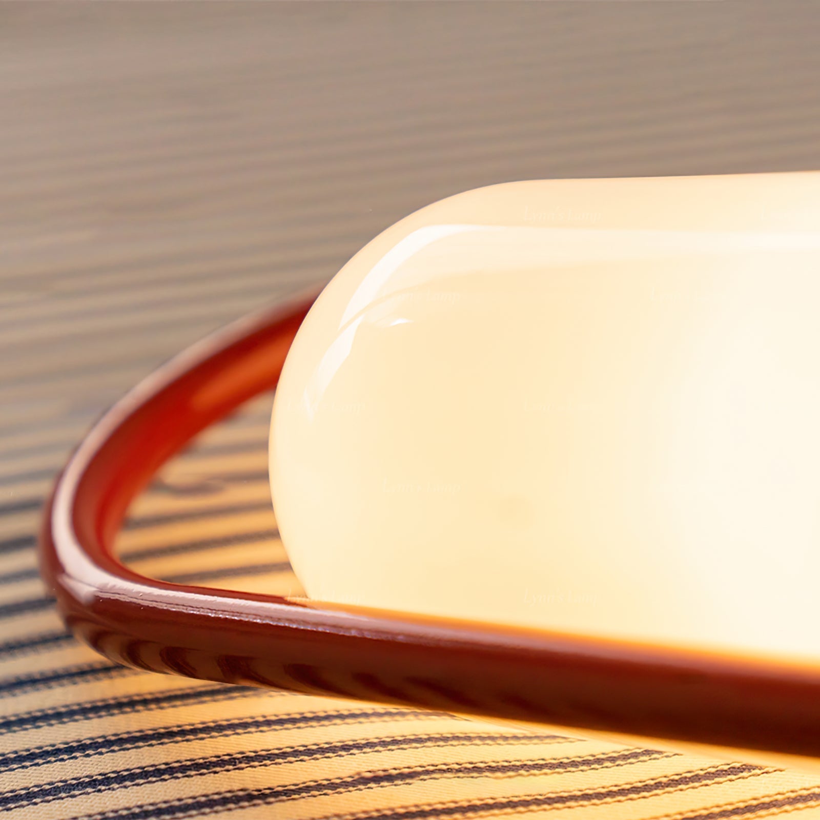 Lampe de Bureau Portable LED - Design Minimaliste et Éclairage Économe