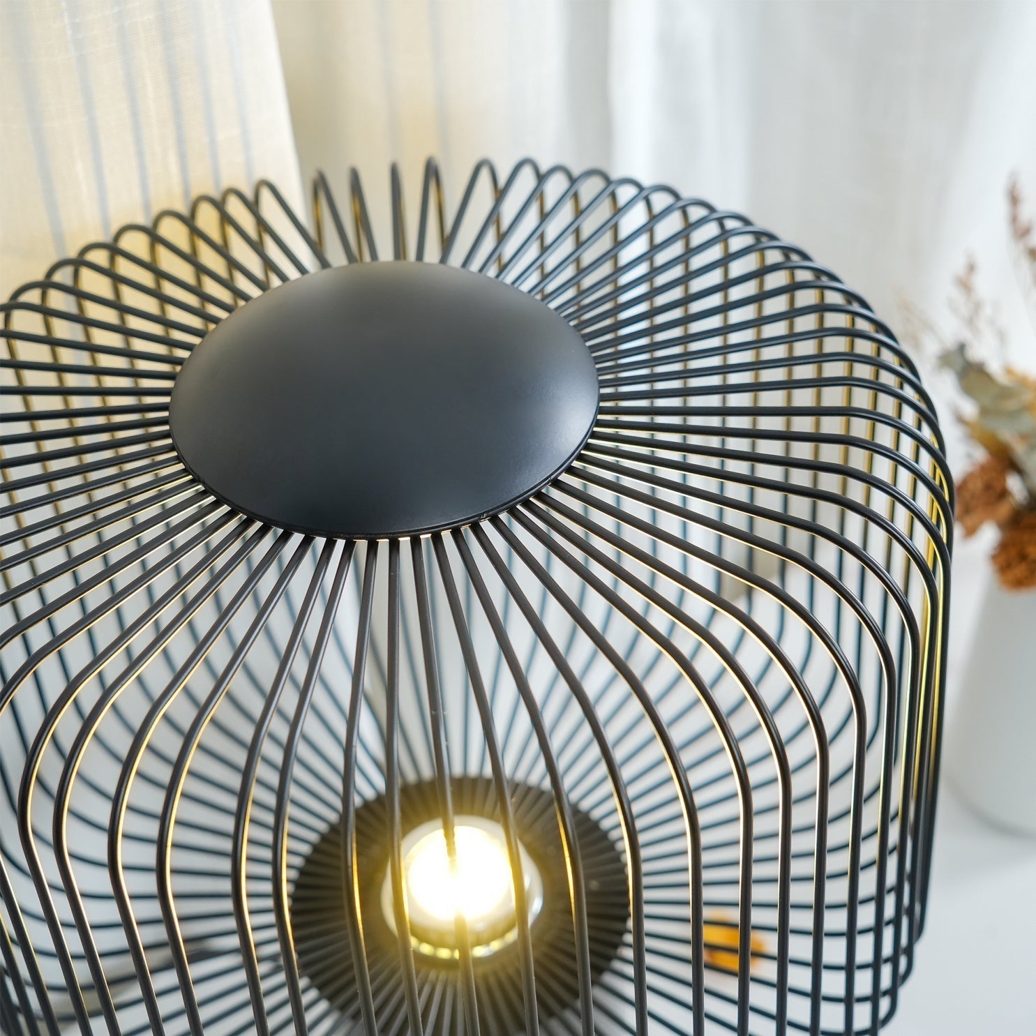 Lampe de Table Élégante - Base en Marbre et Éclairage Subtil